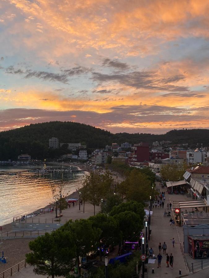 Veronika'S Apartment Himare Bagian luar foto